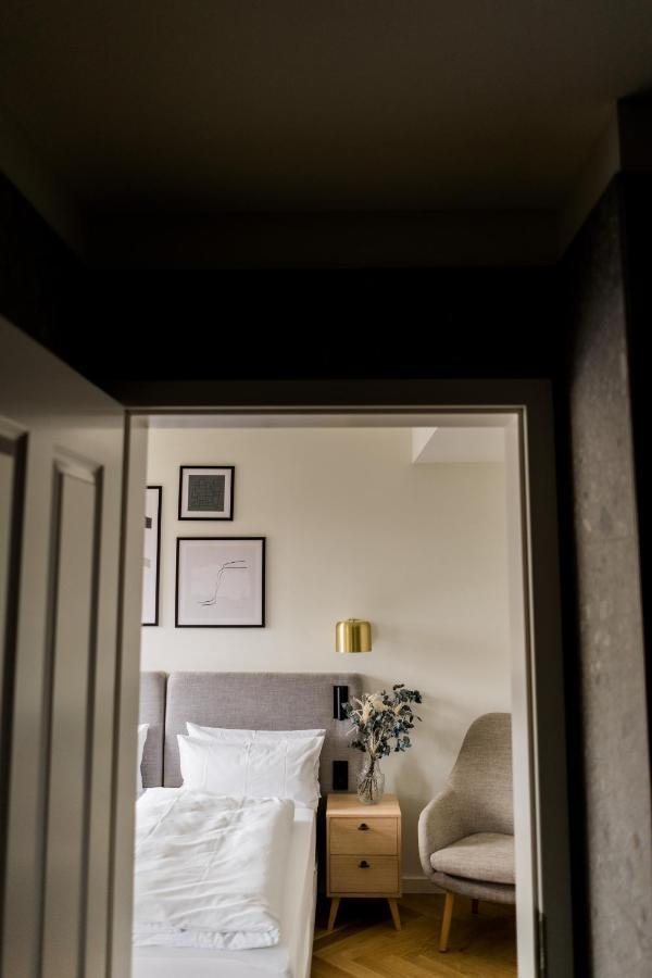 Bob W Peterhof Aparthotel Φράιζινγκ Εξωτερικό φωτογραφία